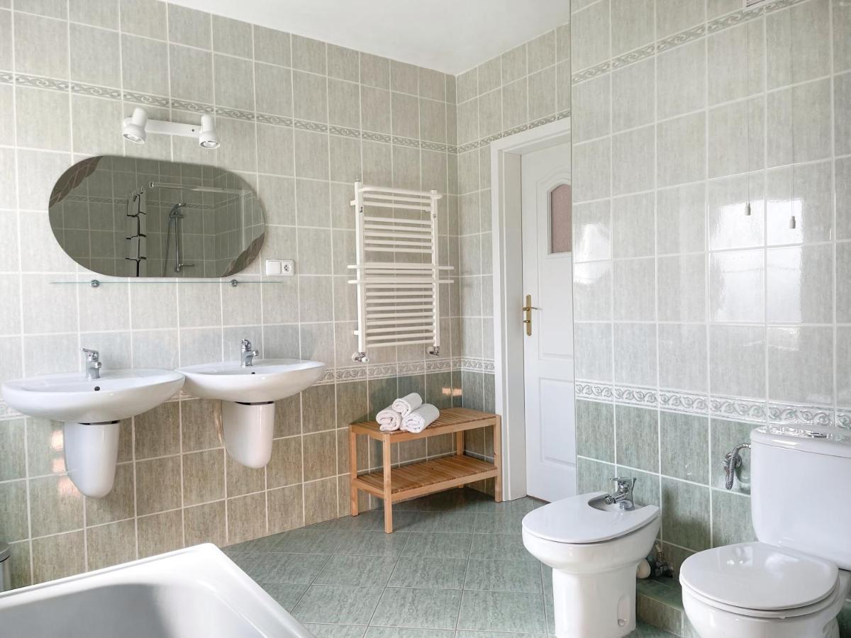 Klimatyczny Apartament 3City Z Parkingiem W Gdyni By Noclegi Renters Gdynia Exteriör bild